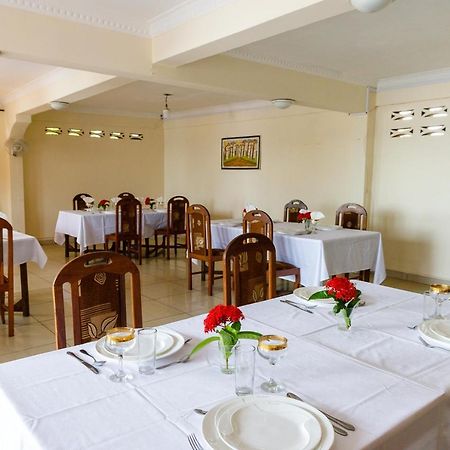 Hotel Melrose Sambava Luaran gambar