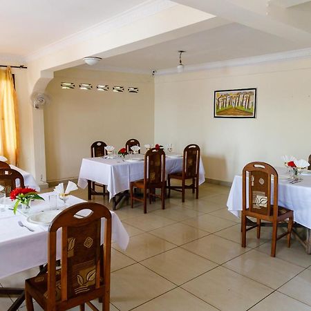 Hotel Melrose Sambava Luaran gambar