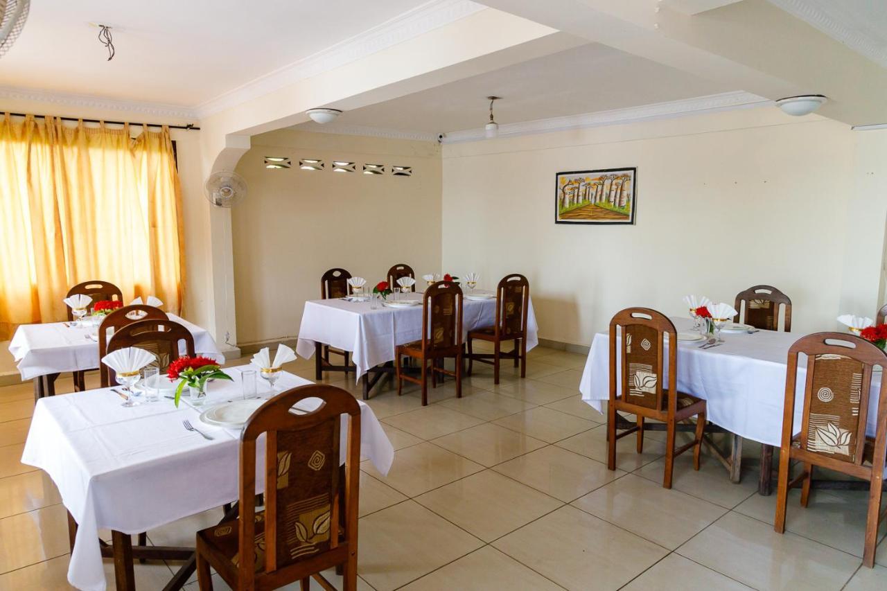 Hotel Melrose Sambava Luaran gambar